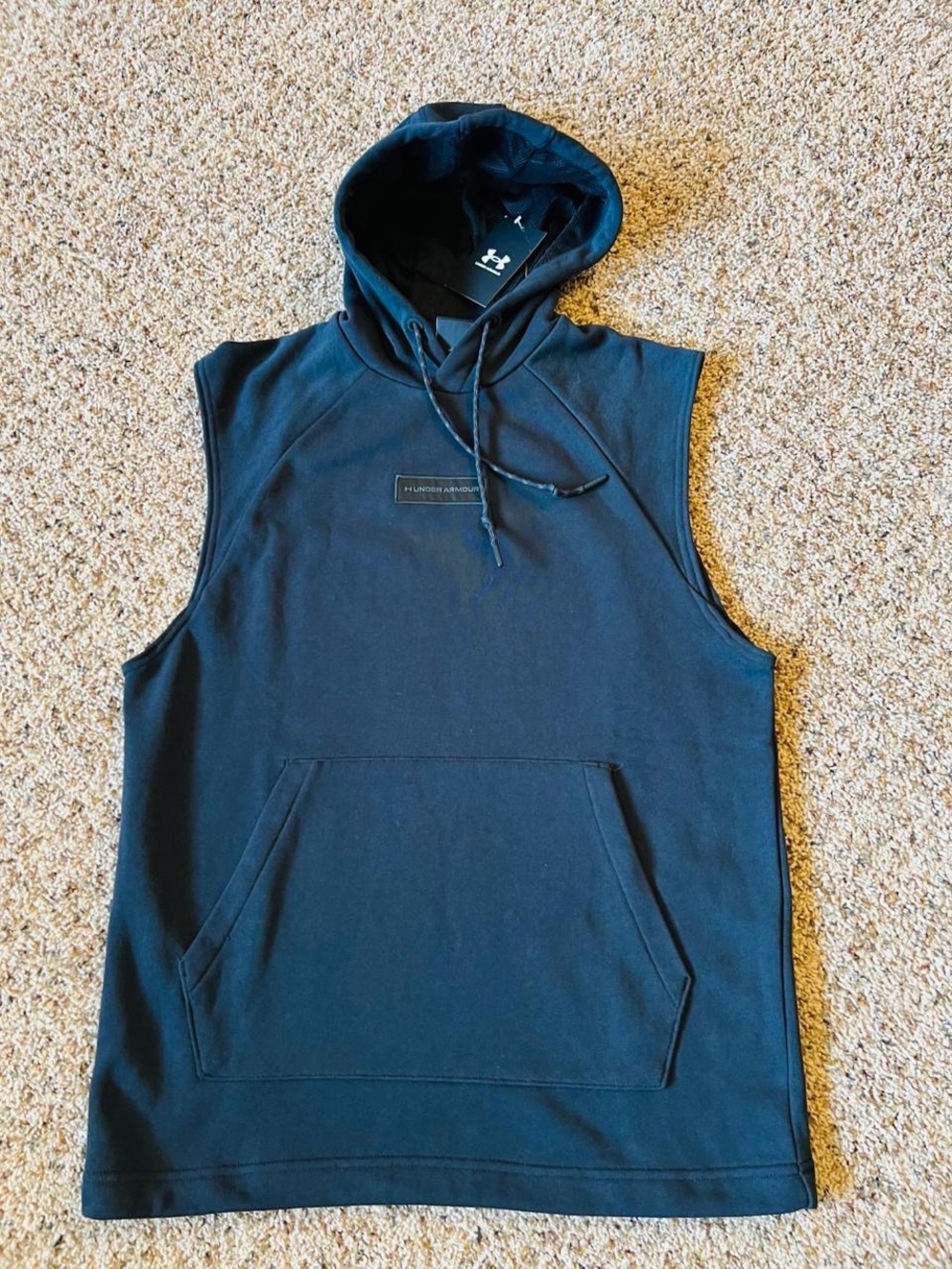 Under Armour Men’s Sleeveless Hoodie - Black
